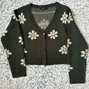 Button up wool cardigan (medium)